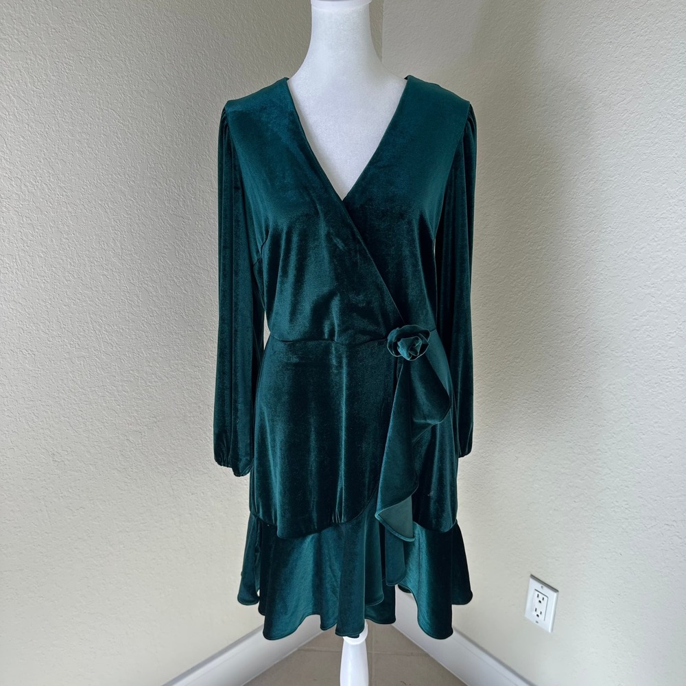 Melonie T Velvet Mini Dress Womens 10 Green Faux Wrap Rosette Holiday Cocktail